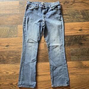 Levi’s Classic Bootcut Jeans Women’s Size 16 Blue Mid Rise